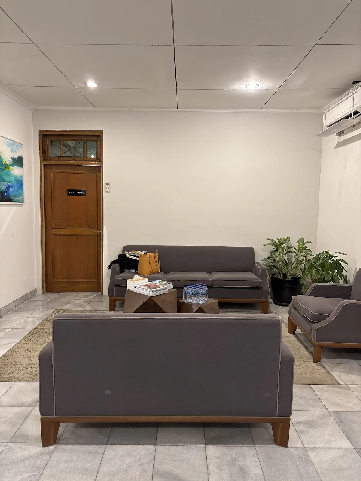 Foto fasilitas Klinik Utama Kimia Farma Damai