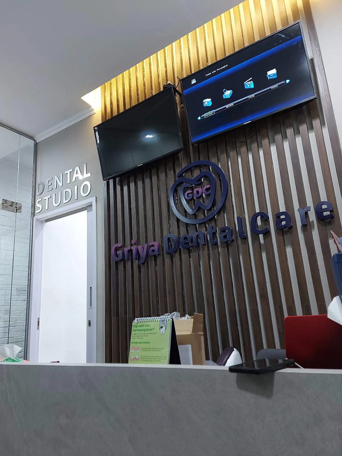 Foto fasilitas Klinik Pratama Dermaster Permata Hijau