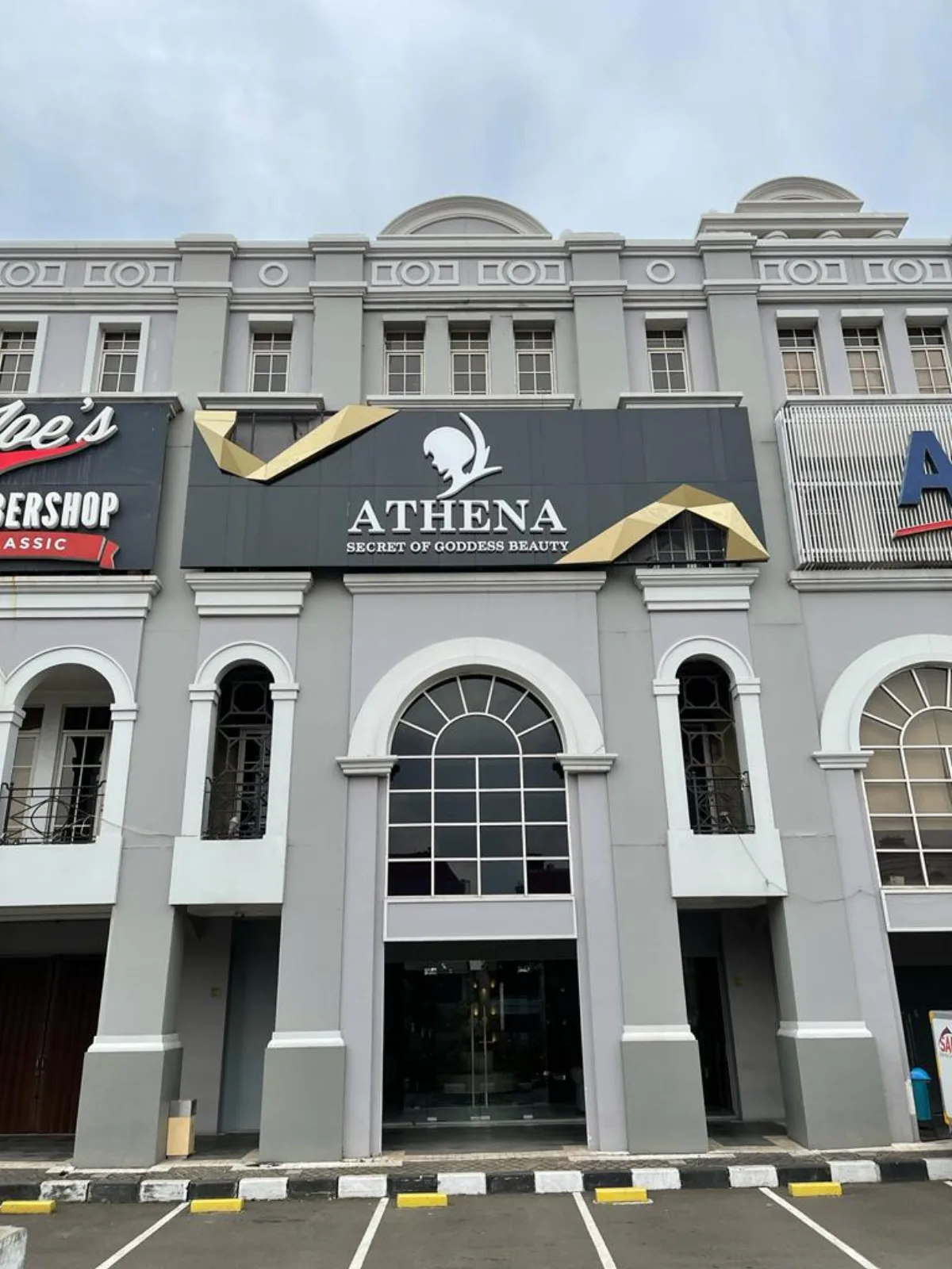 Foto fasilitas Klinik Kecantikan Athena Jakarta Utara