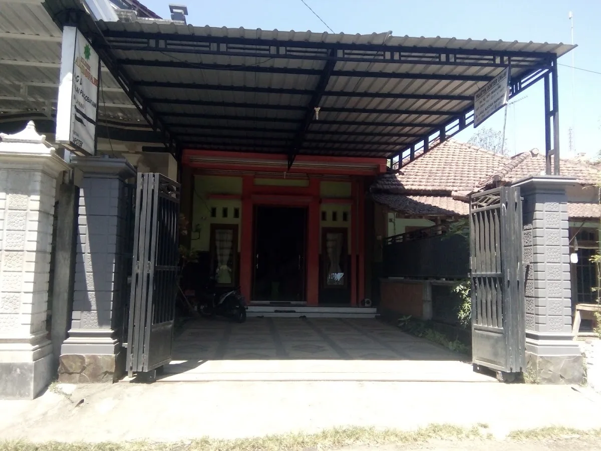 Foto fasilitas Klinik Pratama 410/Alugoro