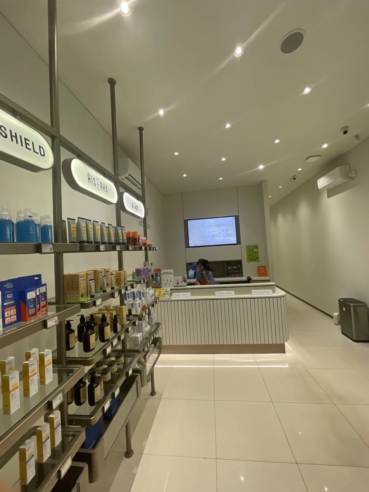 Foto fasilitas Klinik Erha Skin Banyuwangi